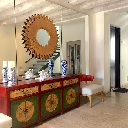 Luxury 3 Bedroom In Old City With Pool/jacuzzis *
